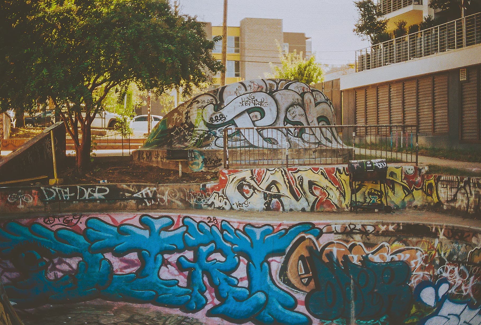 Rediscovering Film Photography: Shooting Kodacolor 200 With My Dad’s Canon A-1