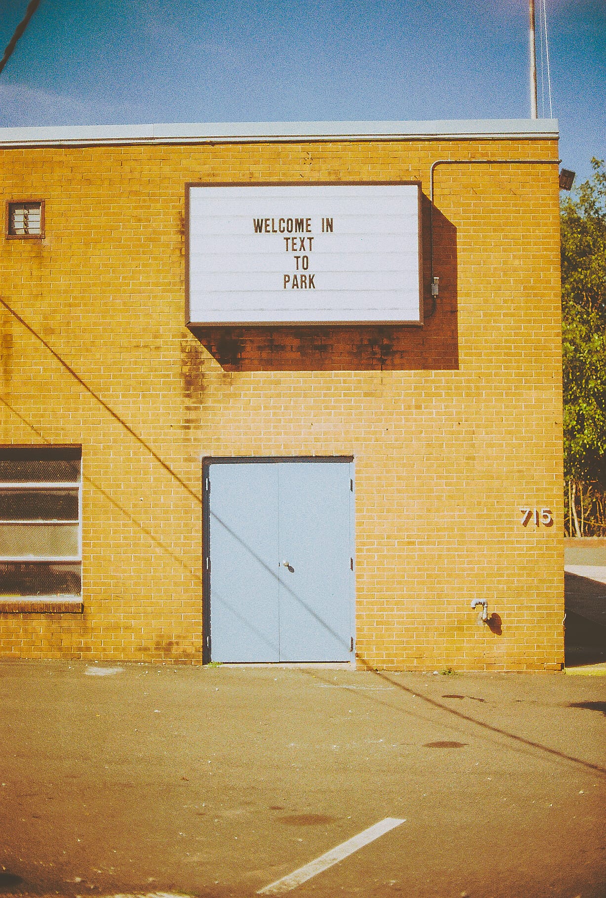 Rediscovering Film Photography: Shooting Kodacolor 200 With My Dad’s Canon A-1